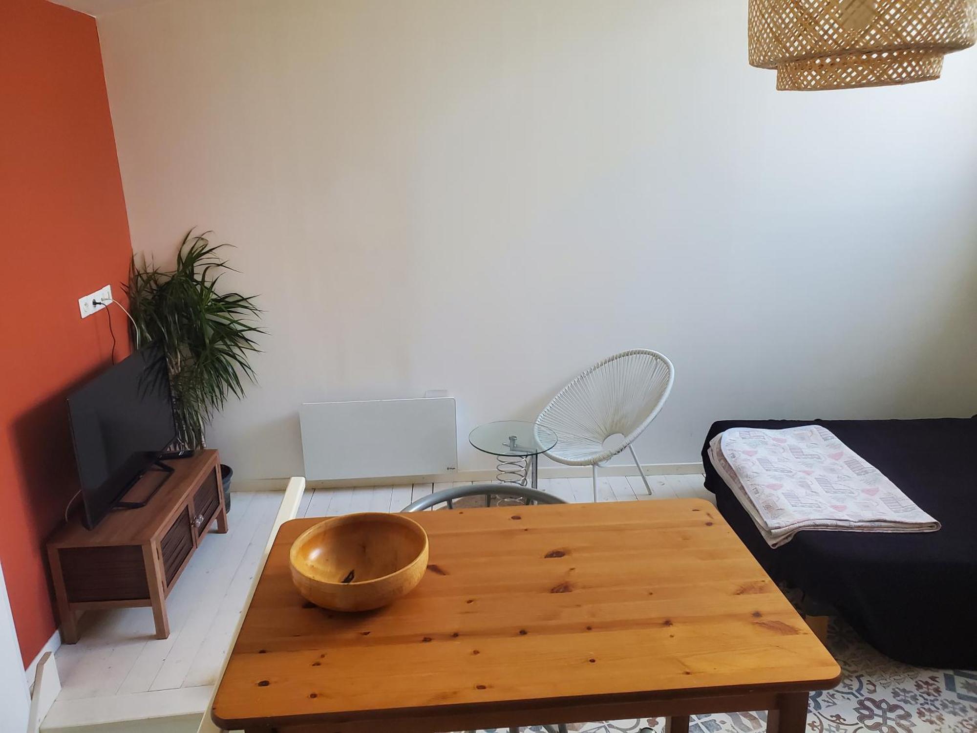 Appartement En Duplex Viviers Bagian luar foto